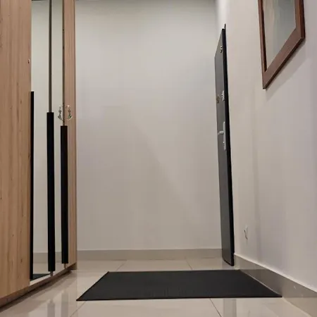 Cozy Apartment 4A-2